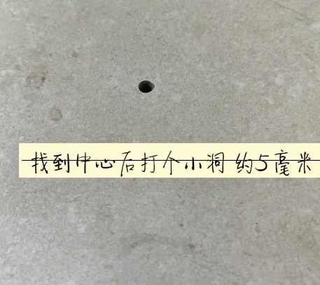 银川市瓷砖空鼓维修公司专业解答在瓷砖铺贴过程中，如果砂料搅拌不均匀，将会带来以下问题
